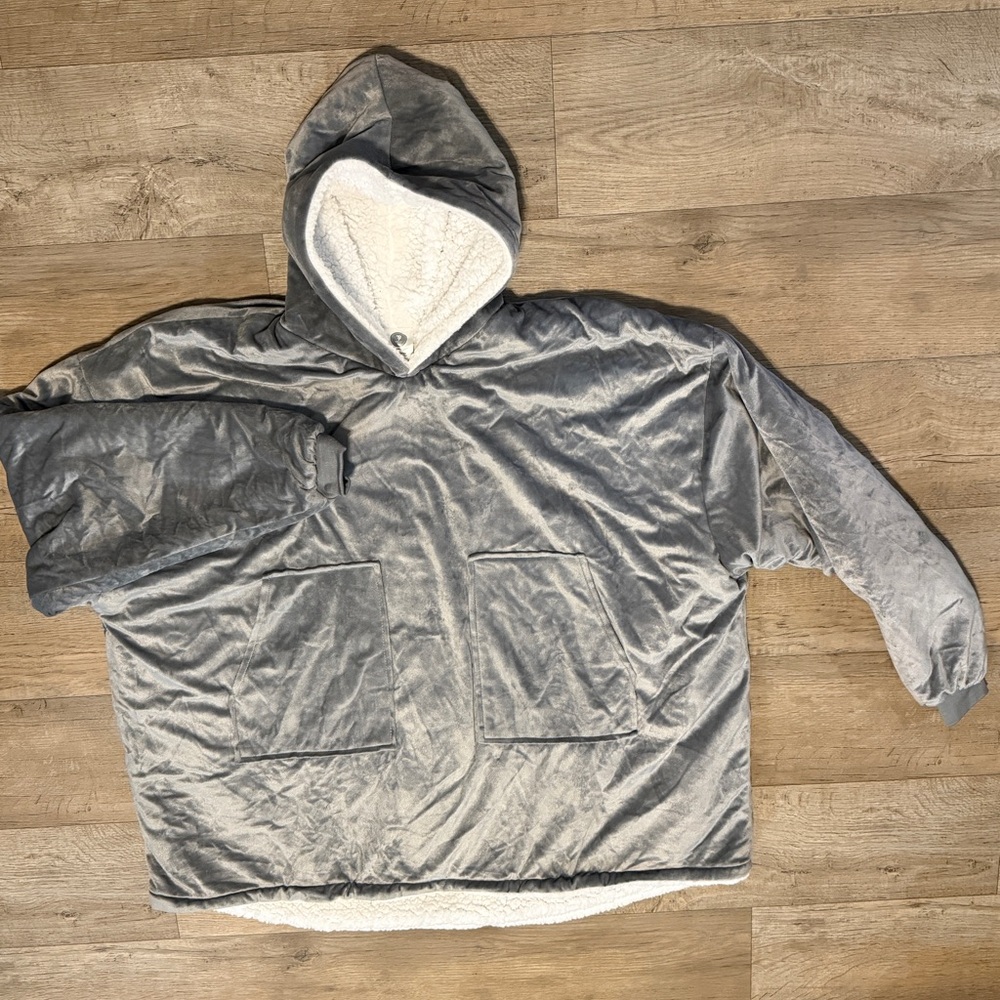 Wearable blanket with hoodie - Sherpa lined.